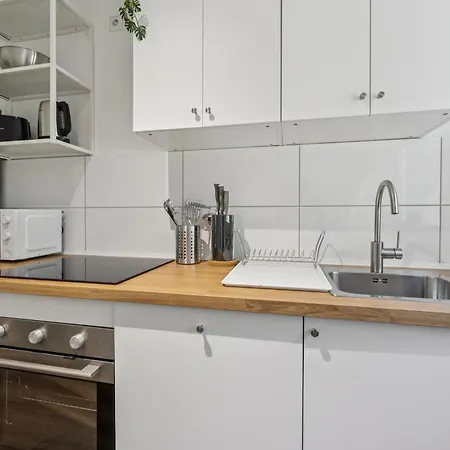 6 Betten Mit Terrasse Apartment